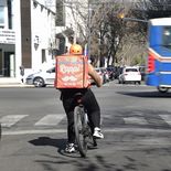 La Corte rechazó los recursos extraordinarios presentados por las empresas y dejó firme una sanción superior a los $16.400.000 contra Rappi, además de convalidar las actuaciones administrativas en el caso de Pedidos Ya. La Corte rechazó los recursos extraordinarios presentados por las empresas y dejó firme una sanción superior a los $16.400.000 contra Rappi, además de convalidar las actuaciones administrativas en el caso de Pedidos Ya.