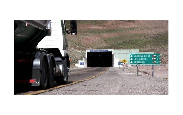 Habilitaron el tránsito en la ruta que une la provincia de Mendoza con Chile