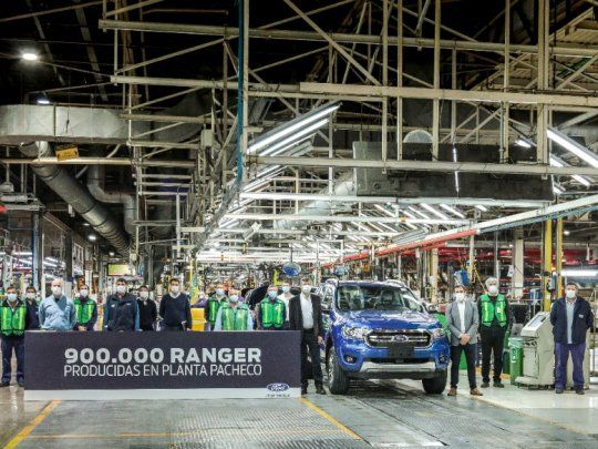 El 2025 puede comenzar con buenas noticias en la automotriz Ford. Se está definiendo incrementar la producción de la pickup Ranger RANMGER