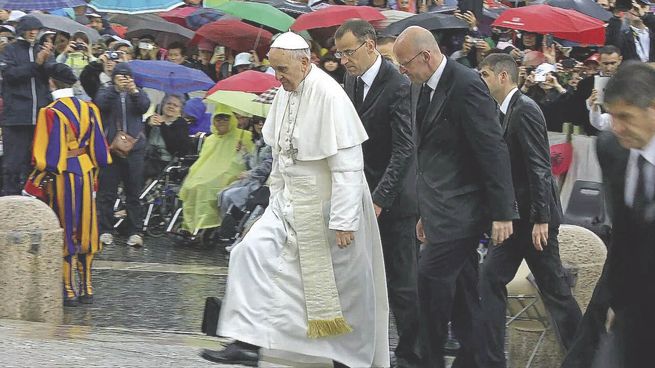 il nostro papa. El papa Francisco en una escena del nuevo film.