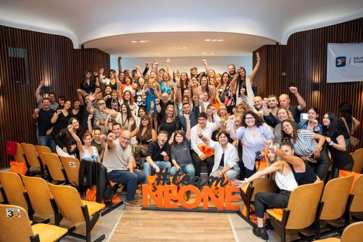 nstituto Neone expandió su red de franquicias con formatos de baja inversión que permiten operar de manera digital o con sedes presenciales, adaptándose a distintos perfiles de emprendedores
