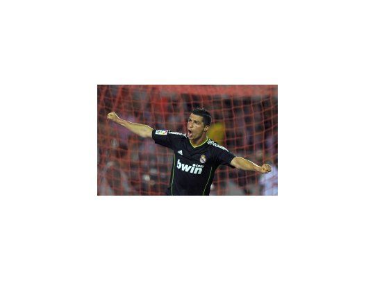 Cristiano Ronaldo en el festejo de uno de sus cuatro goles.