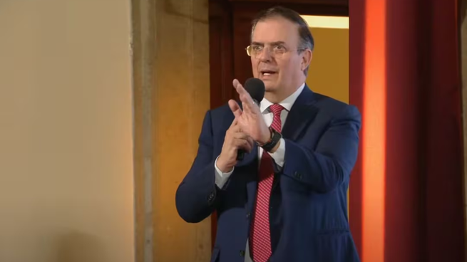 Donald Trump anuncia nuevos aranceles del 10% y Marcelo Ebrard le responde: Tenemos que actuar con sangre fría.