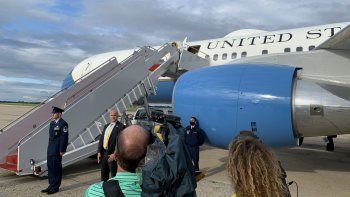 El Air Force One de EEUU tras su arribo a la base Andrews