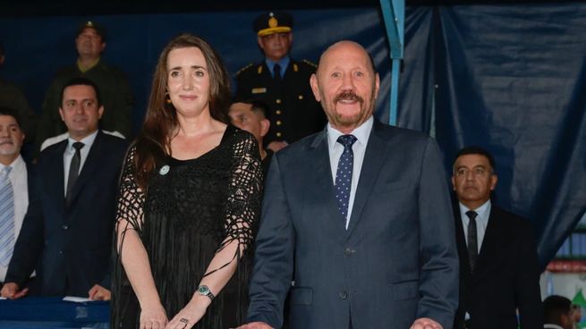 Victoria Villarruel junto a Gildo Insfrán en el Día del Héroe Formoseño.