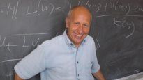 un argentino gano el equivalente al premio nobel de matematica