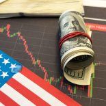 La inflación volvió a acelerarse, empujada por los servicios, mientras los bienes se enfrían ante el freno del consumo. La inflación volvió a acelerarse, empujada por los servicios, mientras los bienes se enfrían ante el freno del consumo.