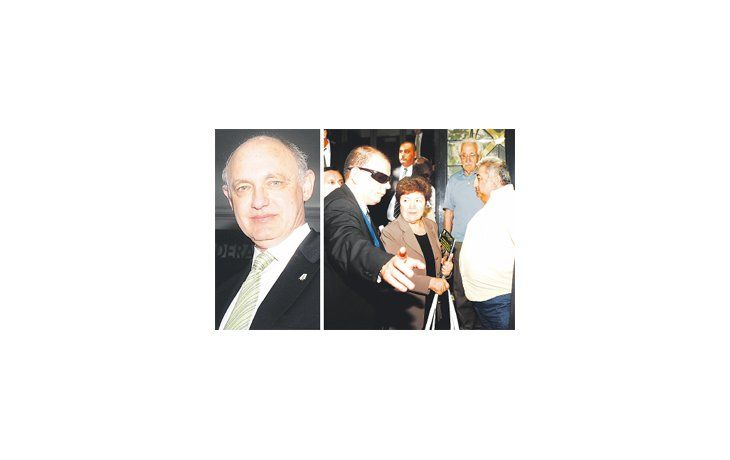 ámbito.com | Embajadores entre las fieras. El representante de la Argentina en Estados Unidos, Héctor Timerman, y su colega, Vilma Martínez, fueron recibidos por sindicalistas: anteojos de sol y barrigas.