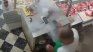 The moment a payment terminal exploded in a butcher shop in La Plata The moment a payment terminal exploded in a butcher shop in La Plata