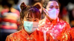 Los miles de millones de dólares inyectados por las autoridades chinas para amortiguar el impacto del brote, junto con las estrictas medidas de contención, impulsaron al alza en más de 1% los índices de la&nbsp;China&nbsp;continental.