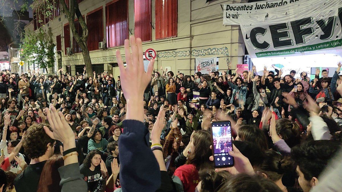 University financing: students take UBA faculties against Javier Milei’s veto