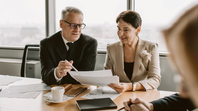 La generación silver está compuesta por personas que tienen 55 años o más.