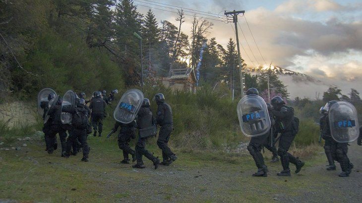 El Parlamento Mapuche de Río Negro repudió el desalojo en Villa Mascardi.