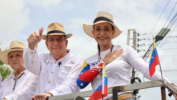 Los líderes opositores venezolanos María Corina Machado y Edmundo González Urrutia propusieron un plan energético. Sin embargo, la administración de Donal Trump no lo avaló. Los líderes opositores venezolanos María Corina Machado y Edmundo González Urrutia propusieron un plan energético. Sin embargo, la administración de Donal Trump no lo avaló.