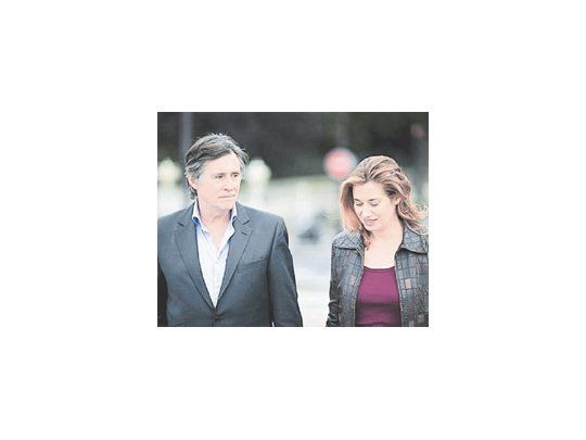 Emmanuelle Devos y Gabriel Byrne protagonizan una película muy didáctica y gratificante para señoras y señoritas de estos tiempos.