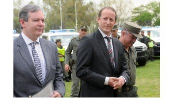 Martín Insaurralde durante la entrega de patrulleros.