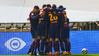 Sin Messi, Barcelona trabajó de más, pero es finalista.