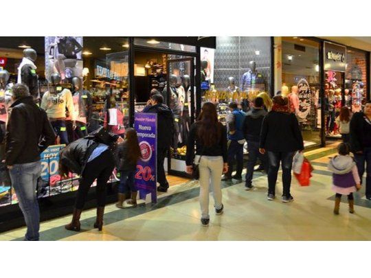 Las ventas minoristas cayeron 2,3% en mayo, según CAME