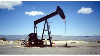 Petróleo se hundió 3,7% a u$s 29,64