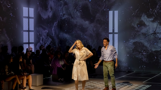 Roberto Peloni y Melania Lenoir en Casi normales, la versión inmersiva que adapta el musical de Broadway. Roberto Peloni y Melania Lenoir en Casi normales, la versión inmersiva que adapta el musical de Broadway.