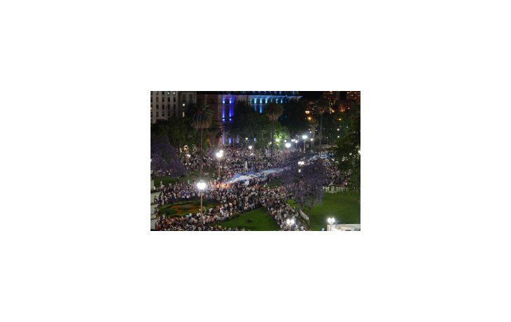 ámbito.com | La Plaza de Mayo fue otro de los epicentros de la protesta.