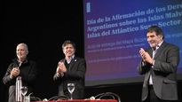 Julio Alak, Axel Kicillof y Alberto Sileoni compartieron acto por el Día de la Reafirmación de los Derechos Argentinos sobre las Islas Malvinas.