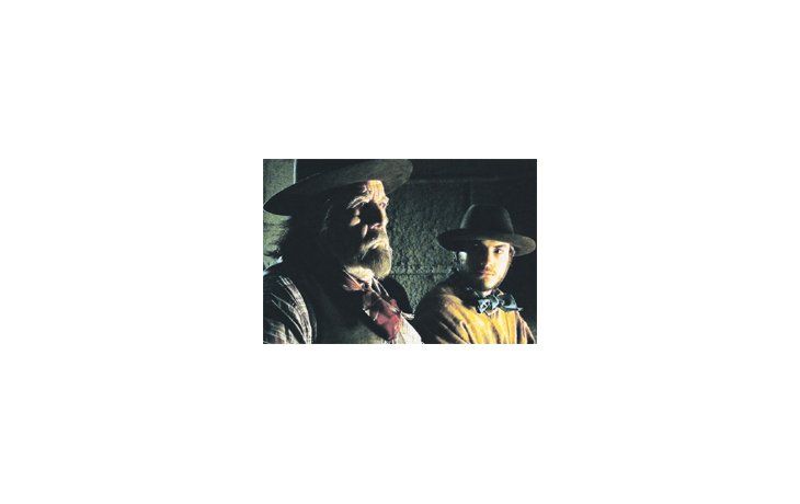Horacio Guarany, Abel Ayala y un sólido elenco animan “Un grito en la sangre”, bienvenido regreso al drama campero con verosimilitud, poesía, emoción, reflexión, música y fotografía excelentes.