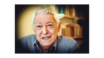 Multipremiado (el último galardón fue el Premio de Honor de Argentores por el conjunto de su obra poética, teatral, televisiva y cinematográfica), Mario Trejo se caracterizó por su espíritu innovador y polémico.