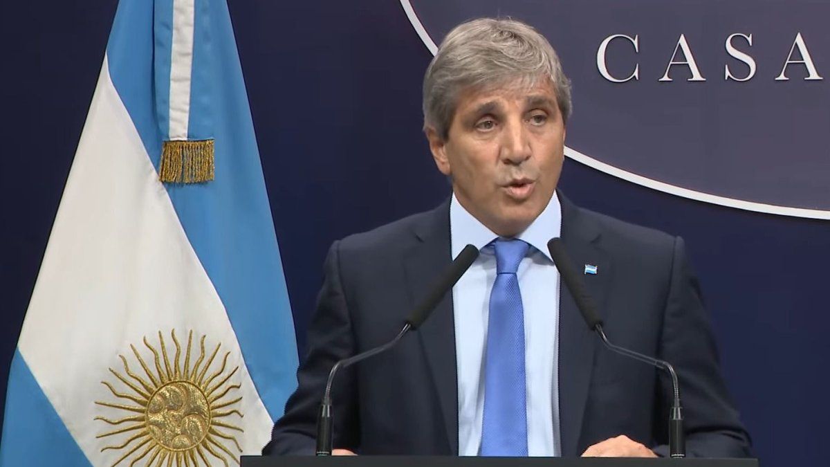 The Messi of Finance is the 4 of Caseros students: retentions and tax pressure just like 2023