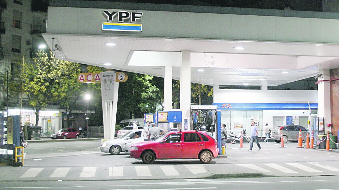 YPF aumentó el precio de sus combustibles un 2,5% en promedio