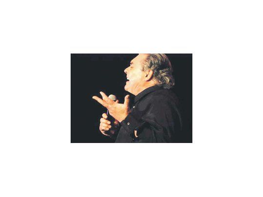 Alberto Cortez: con ser un clásico no siempre alcanza. Ni en España, donde vive desde hace muchos años, ni aquí, cuando el parámetro es una convocatoria mucho menor.