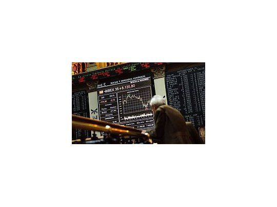 Wall Street culminó en terreno negativo tras desalentador dato de Japón
