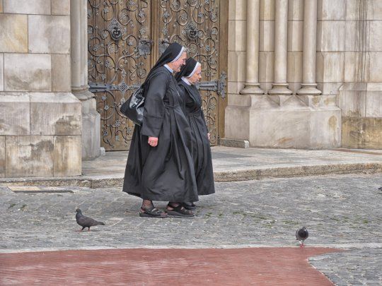 Monjas
