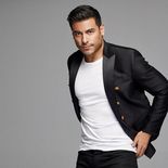 Carlos Rivera, uno de los cantantes más exitosos de México. Carlos Rivera, uno de los cantantes más exitosos de México.