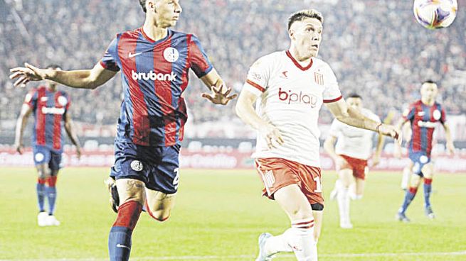 falló. Campi marca a Rollheiser, quien sobre el final del partido pateó débilmente un penal que Batalla atajó.