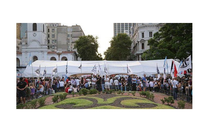 Manifestantes reclaman en Plaza de Mayo por la liberación de Milagro Sala