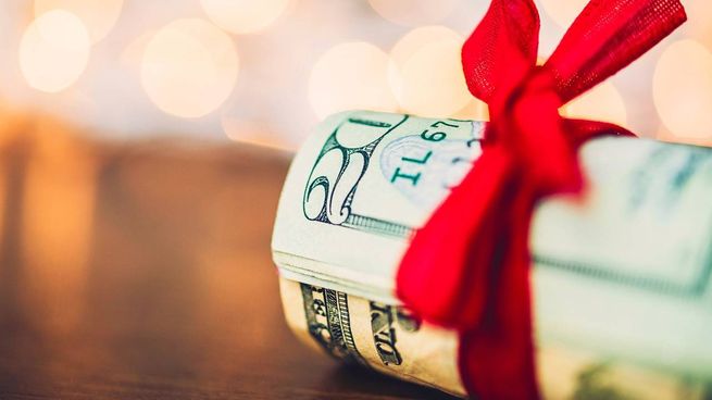 El Día del Niño es un buen momento para hacerles a los hijos un regalo vinculado a las finanzas.
