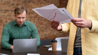 Una empresa que ganó miles de millones está sufriendo una crisis terminal. Una empresa que ganó miles de millones está sufriendo una crisis terminal.