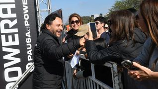 La ausencia de un nombre de peso dentro del espacio de Gustavo Sáenz para una hipotética sucesión también alimenta el rumor de que irá por un nuevo mandato. La ausencia de un nombre de peso dentro del espacio de Gustavo Sáenz para una hipotética sucesión también alimenta el rumor de que irá por un nuevo mandato.