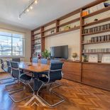 El mercado inmobiliario corporativo de Montevideo mostró en 2025 un giro hacia el alquiler, impulsado por la búsqueda de flexibilidad y menores compromisos financieros. El mercado inmobiliario corporativo de Montevideo mostró en 2025 un giro hacia el alquiler, impulsado por la búsqueda de flexibilidad y menores compromisos financieros.