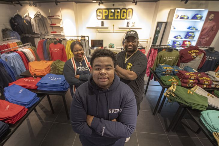From the simplest ideas emerge businesses that turn over millions, like this 15-year-old's t-shirts, which are a success. From the simplest ideas emerge businesses that turn over millions, like this 15-year-old's t-shirts, which are a success.