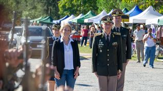Carolina Cosse encabezó conmemoración del 201 aniversario del Desembarco de los 33 Orientales. Carolina Cosse encabezó conmemoración del 201 aniversario del Desembarco de los 33 Orientales.