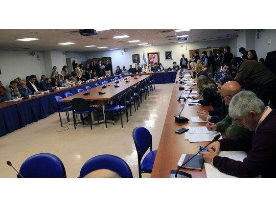 Senado prevé darle dictamen a fin de mes a leyes anticorrupción