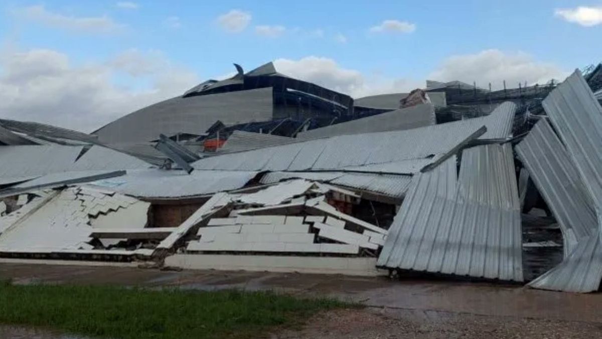 Strong storm in Córdoba with winds of 130 km/h left two children hospitalized and serious damage