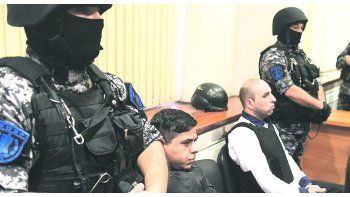 Juicio. Dos de los hombres señalados por el crimen seguirán en la cárcel dado que cuentan con otras causas penales.