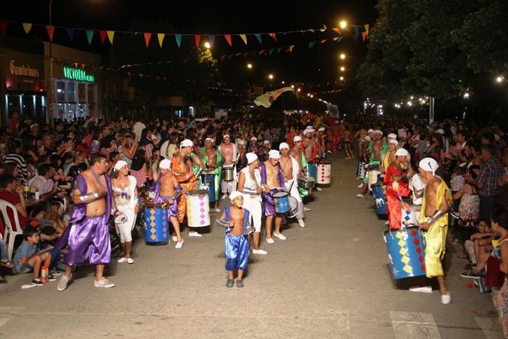 Los carnavales son parte del turismo en Lotería