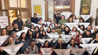 La nueva campaña de la agrupación argentina. La nueva campaña de la agrupación argentina.