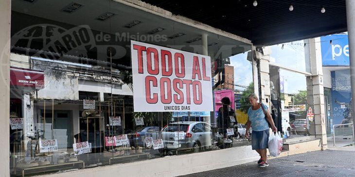La crisis comercial afecta a Posadas y ya hay cierre de negocios. La crisis comercial afecta a Posadas y ya hay cierre de negocios.