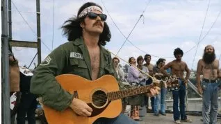 Country Joe es su paso por Woodstock en 1969. Country Joe es su paso por Woodstock en 1969.