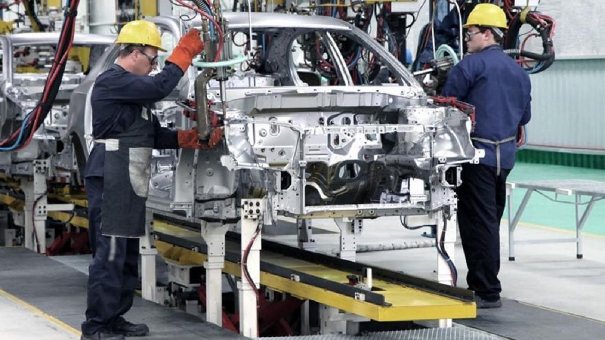The auto parts industry recovered in February and grew 3.2%